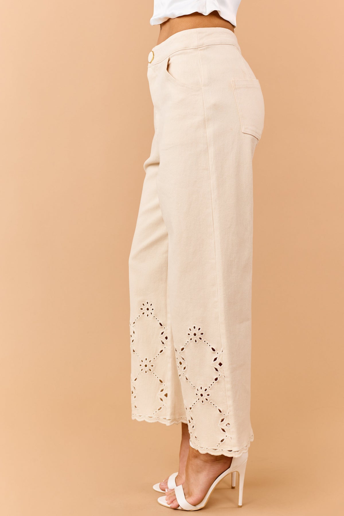 Almond Scalloped Embroidered Hem Wide Crop Jeans