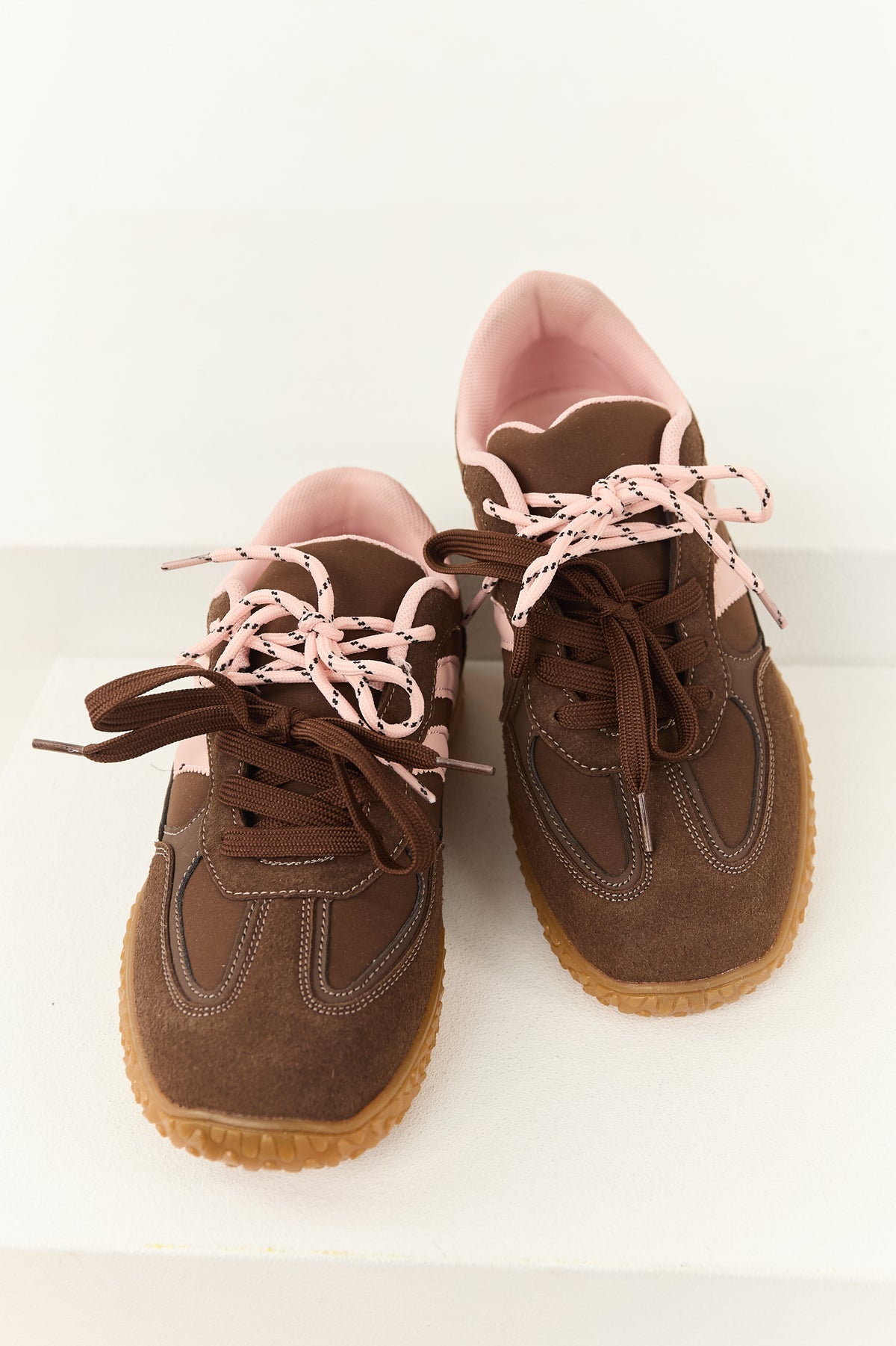 Cocoa Striped Double Lace Up Low Top Sneakers