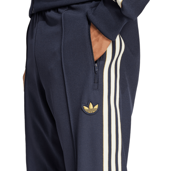 Juventus Terrace Icons Track Pants (JF0457) Apparel Adidas