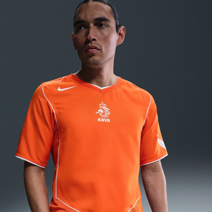 Netherlands 2004 Total 90 Reissue Jersey (HV4427-819) Apparel Nike