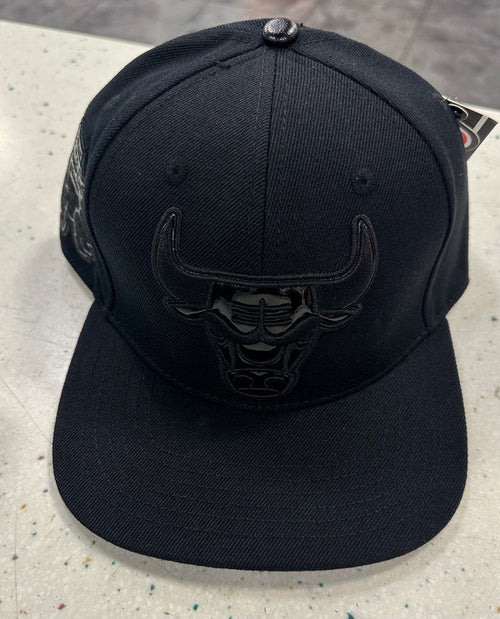 PRO STANDARO-NBA CHICAGO BULLS NEUTRAL WOOL UNISEX SNAPBACK HAT-BCB753447